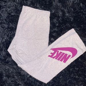 NIKE LEG-A-SEE legging